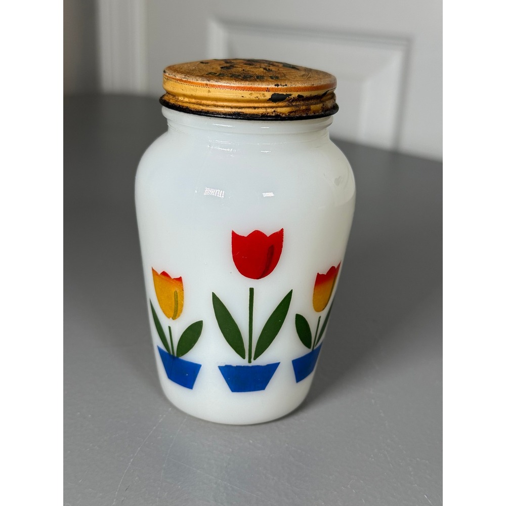 VTG Fireking Milk Glass Pepper Shaker Tulip Pot Mid Century Retro Kitchenware